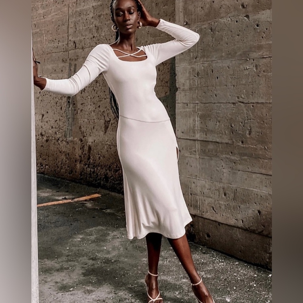 By Egreis NWT Audrina Cream Fit Flare Long Sleeve Midi Dress Small